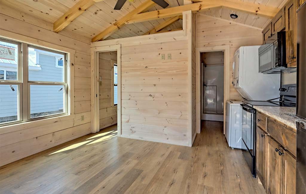 pioneer-log-cabin-living-area-01