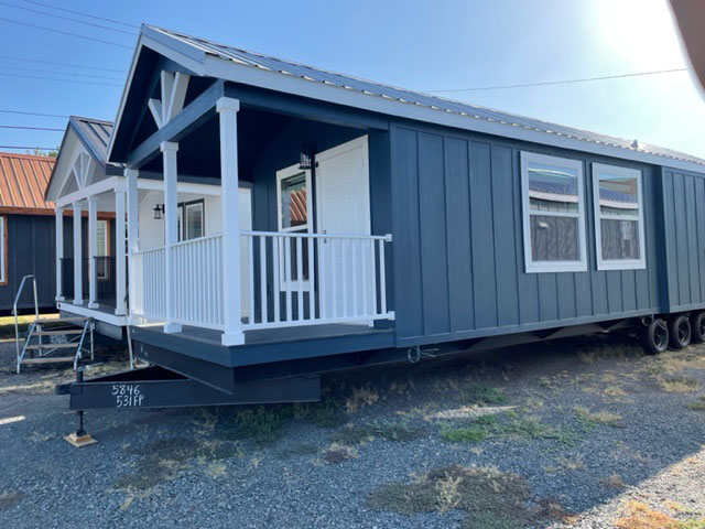 MHM-Tiny-Home-Outside